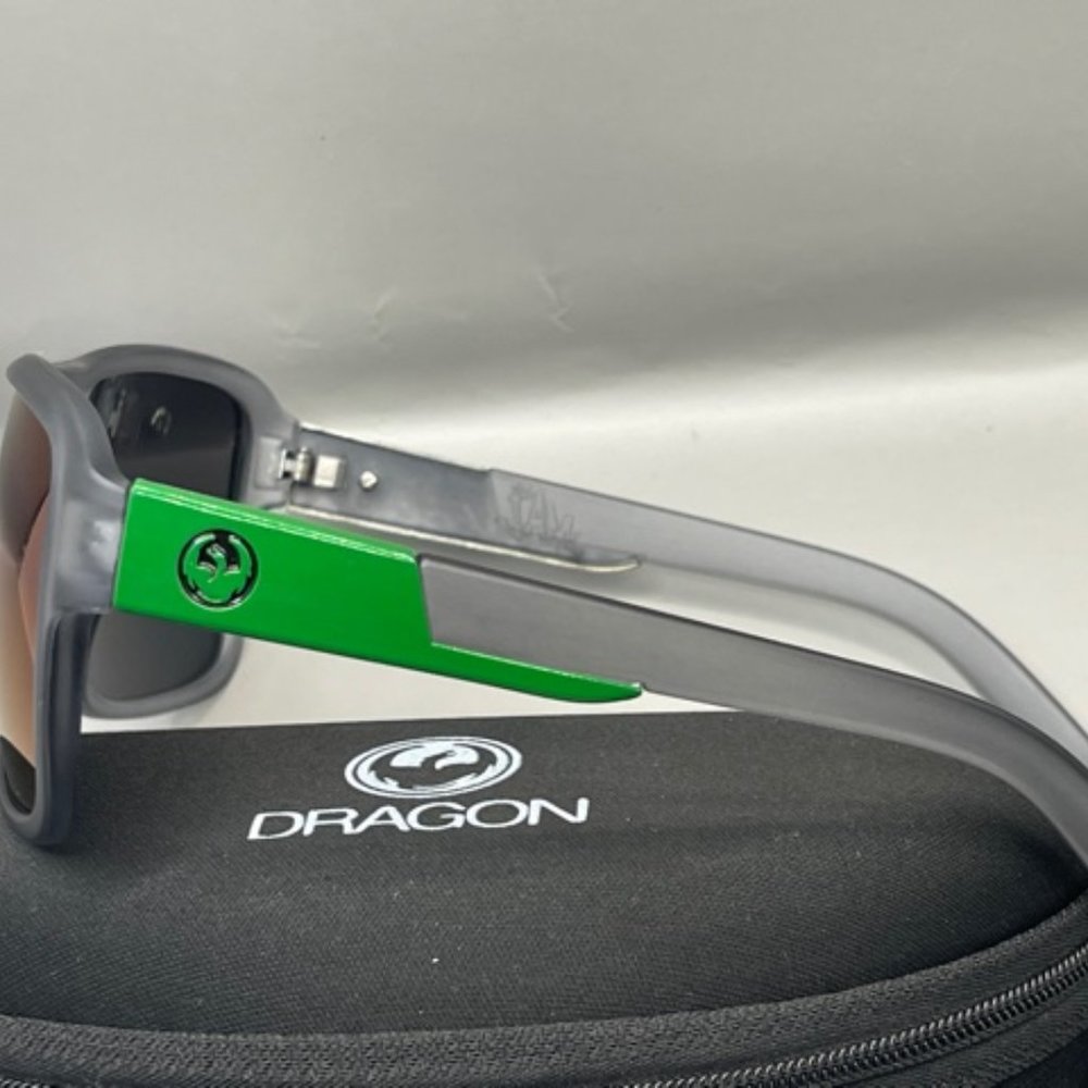 NewDragon Brand Glasses with soft case (No Boxes)